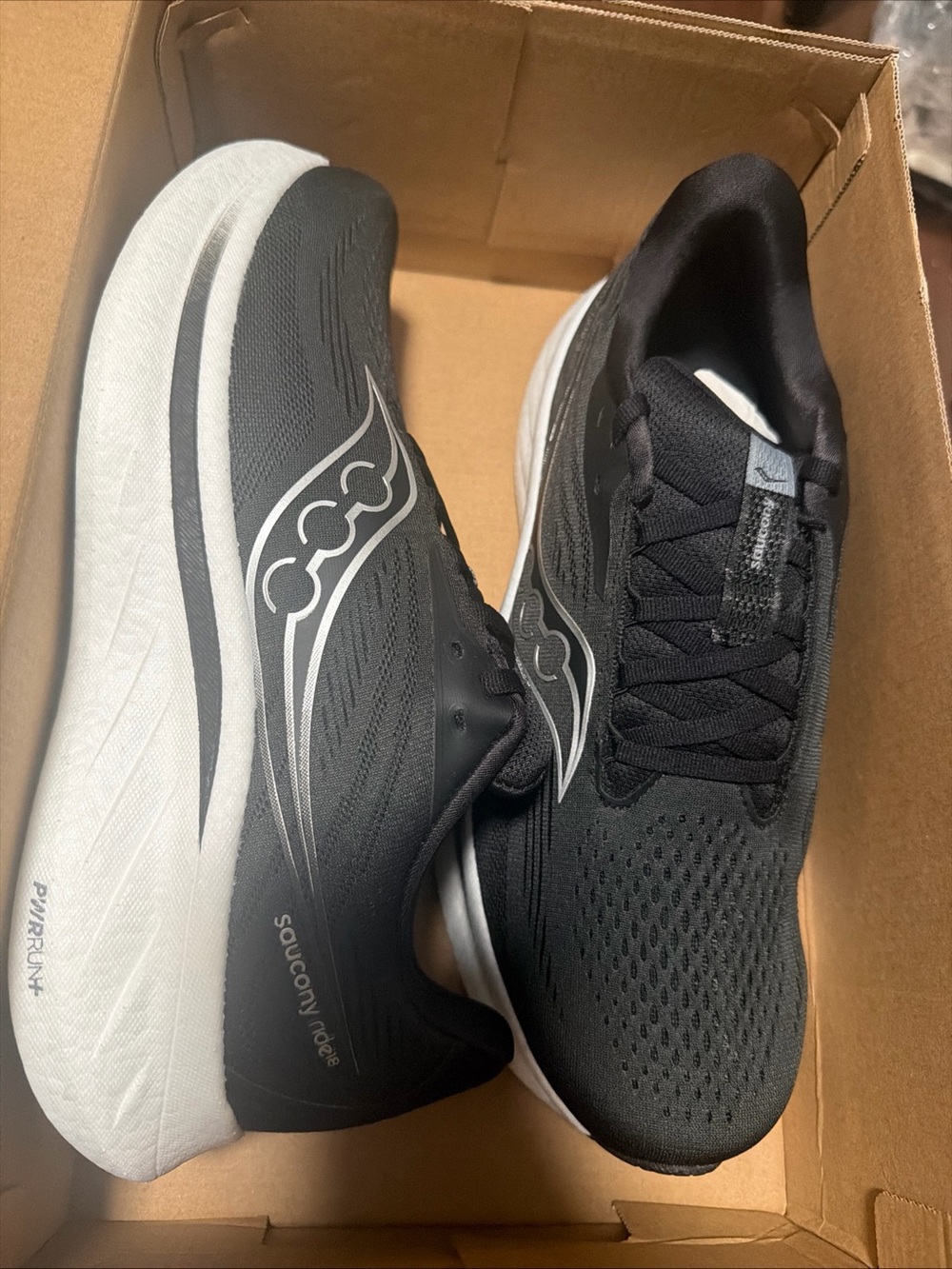 Saucony Ride 18 Black White Men Runner Road Running Jogging Shoes Sz 9.5